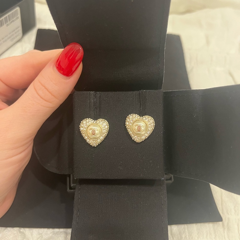 Authentic Chanel Pearl Crystal CC Heart Earrings